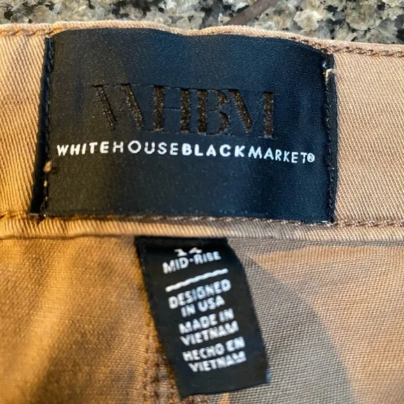 White House black market. Women’s mid rise straight crop pants. Brown/tan - Picture 5 of 8